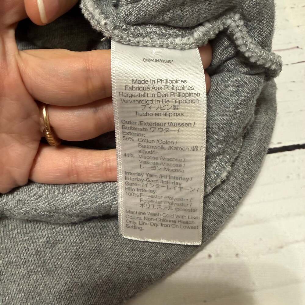 Madewell Quilted Crewneck Sweatshirt in Heather Gray - Picture 4 of 9